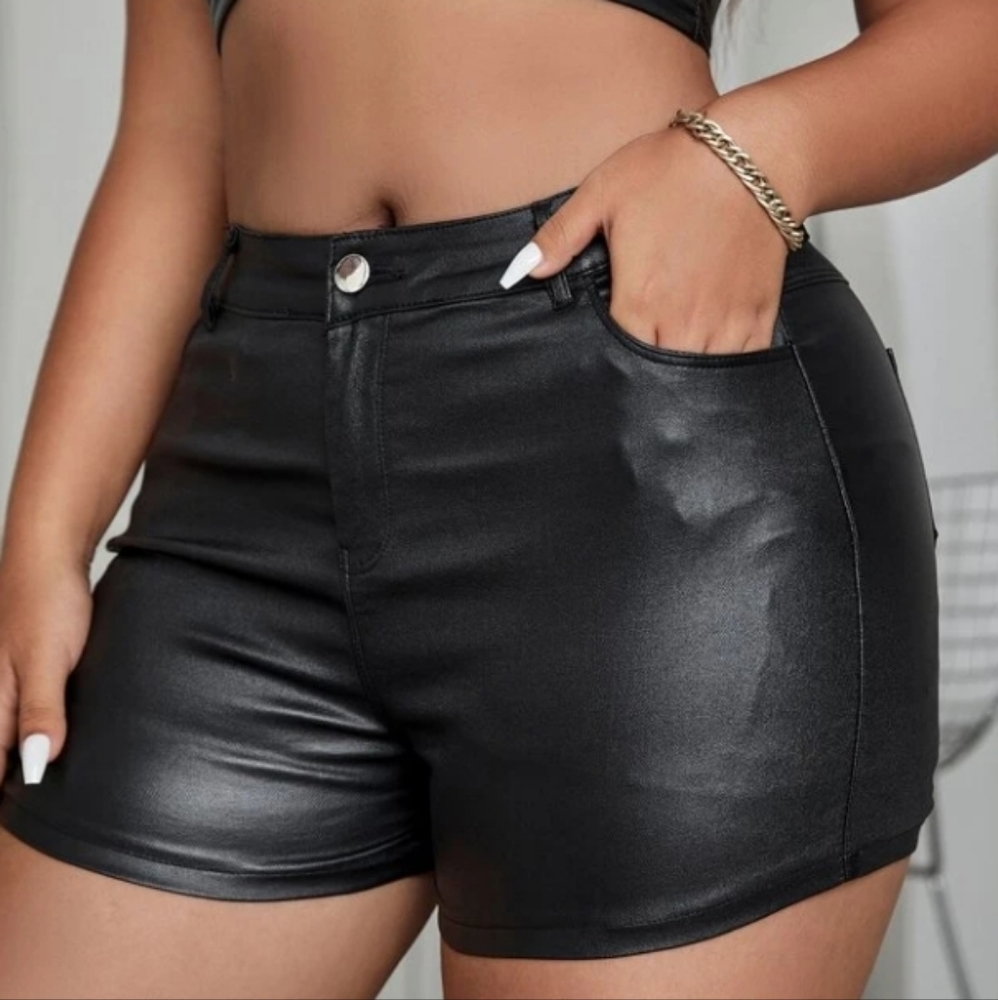 💜5 for 20$💜 SHEIN Faux Leather Shorts